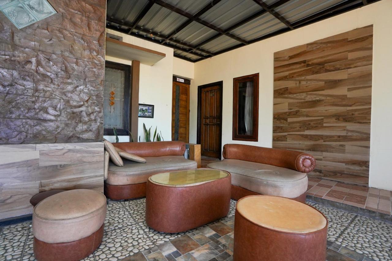 Oyo 1087 Homestay Potato House Bromo Exterior photo