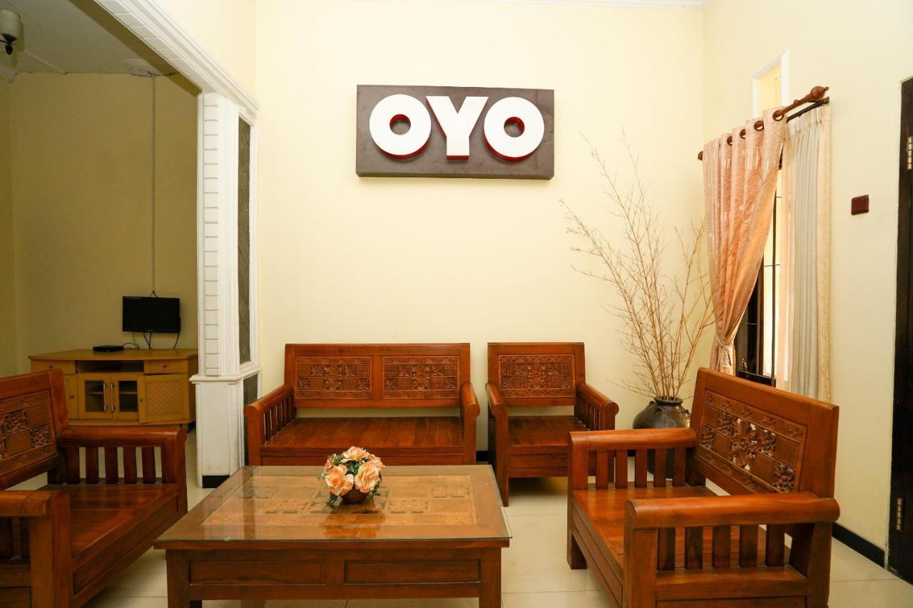 Oyo 1087 Homestay Potato House Bromo Exterior photo
